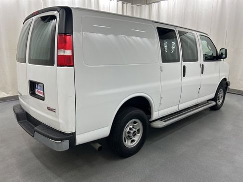 Used 2023 GMC Savana 2500 w/ Driver Convenience Package image 5