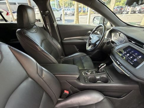 Used 2021 Cadillac XT4 Premium Luxury AWD/4WD image 45