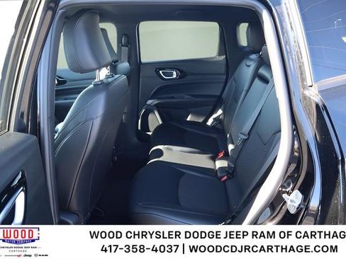New 2026 Jeep Compass Latitude AWD/4WD image 22