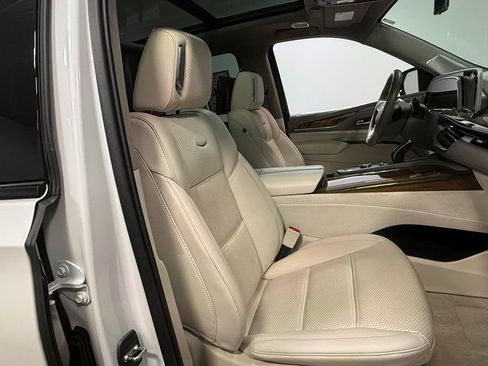 Used 2021 Cadillac Escalade ESV Sport Platinum image 61