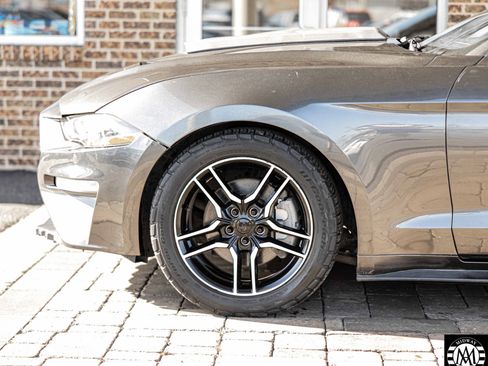 Used 2018 Ford Mustang Premium w/ Equipment Group 201A image 8