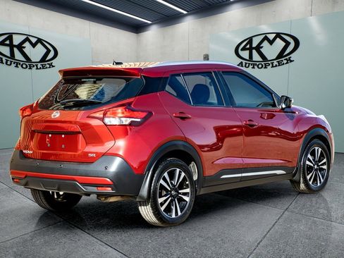 Used 2020 Nissan Kicks SR FWD image 4