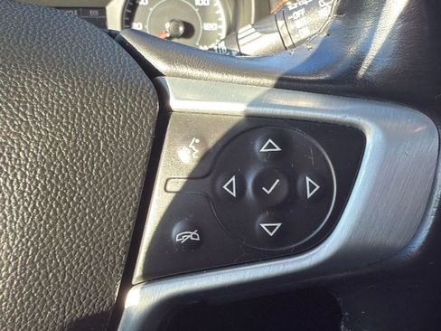 Used 2018 GMC Terrain SLE image 11