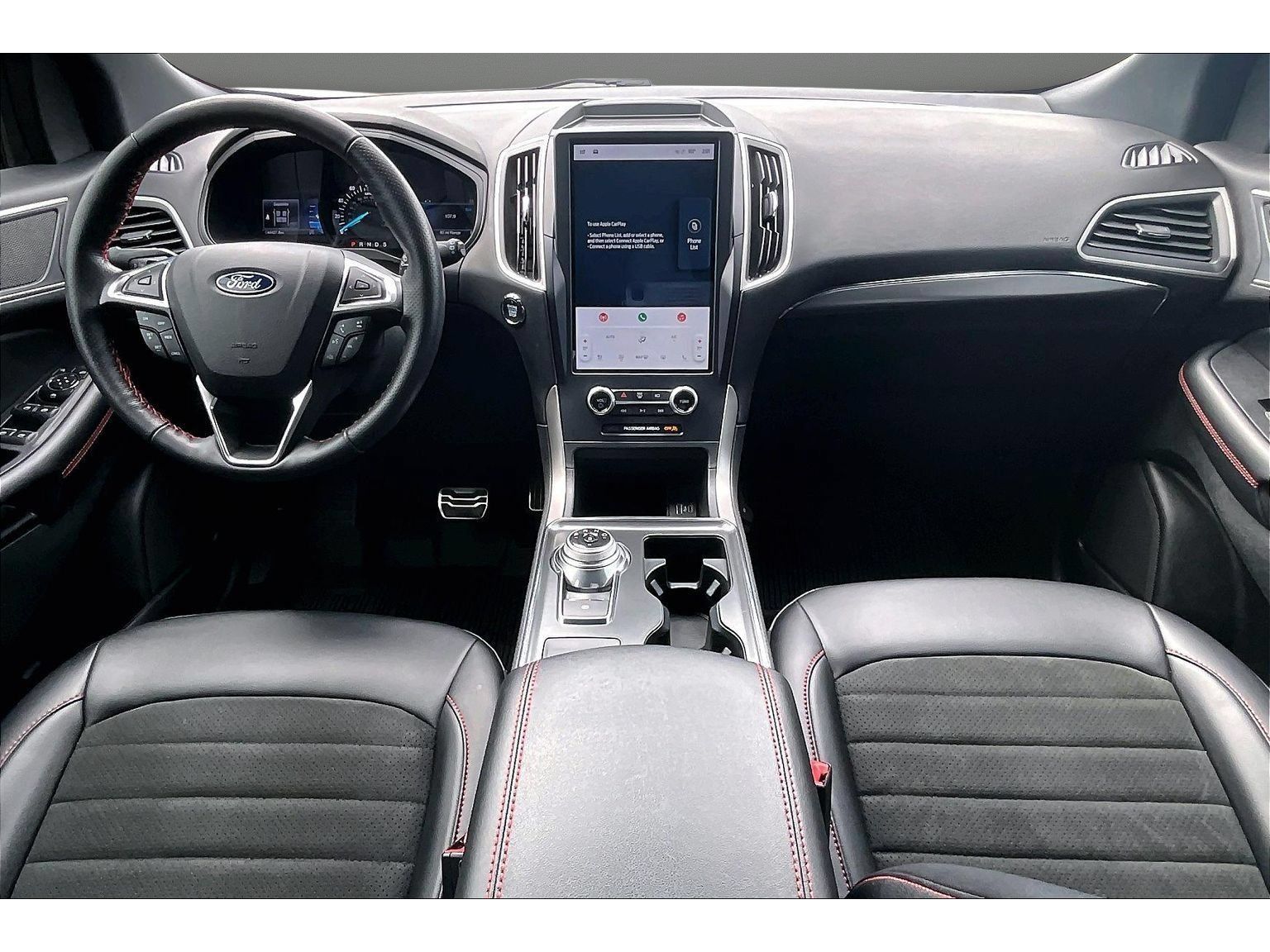 Used 2022 Ford Edge ST-Line w/ Class II Trailer Tow Package AWD/4WD image 9