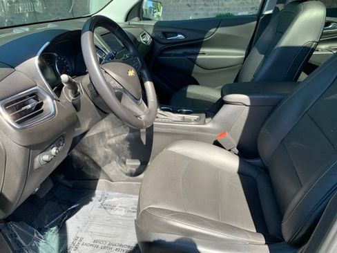 Used 2020 Chevrolet Equinox LT w/ Sport Edition AWD/4WD image 13