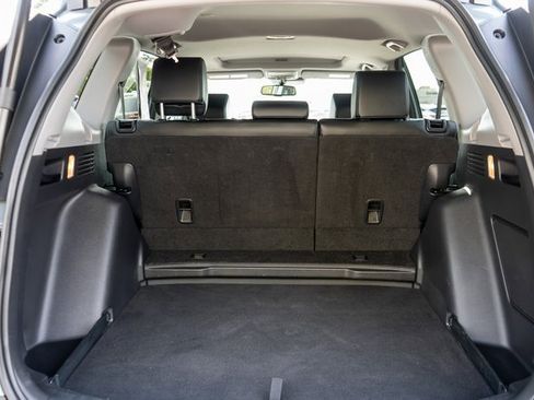 Used 2020 Honda CR-V Touring image 10