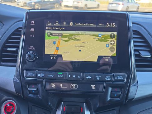 Used 2018 Honda Odyssey Touring image 19