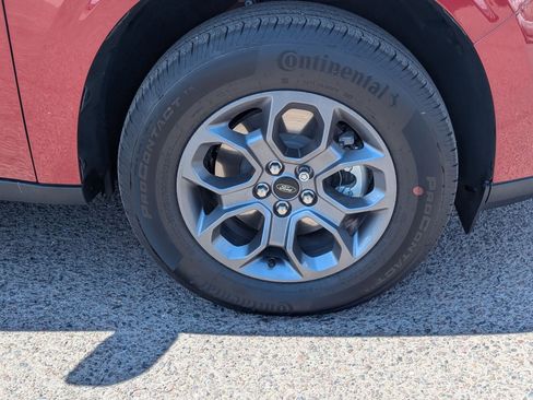 Certified 2026 Ford Maverick XLT AWD/4WD image 8