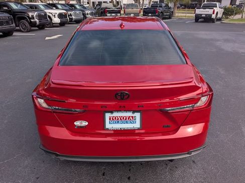 Used 2026 Toyota Camry SE w/ Convenience Package FWD image 4