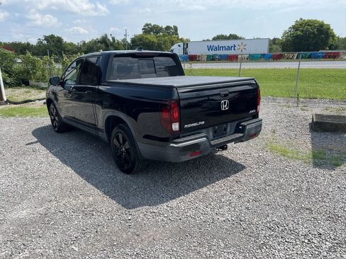 Used 2017 Honda Ridgeline Black Edition image 4
