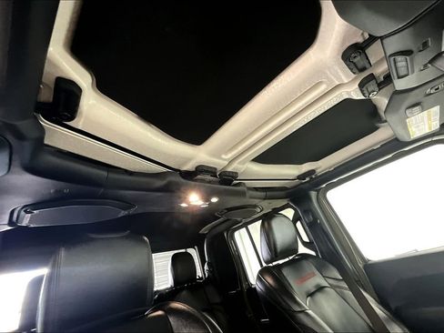 Used 2020 Jeep Gladiator Rubicon image 20