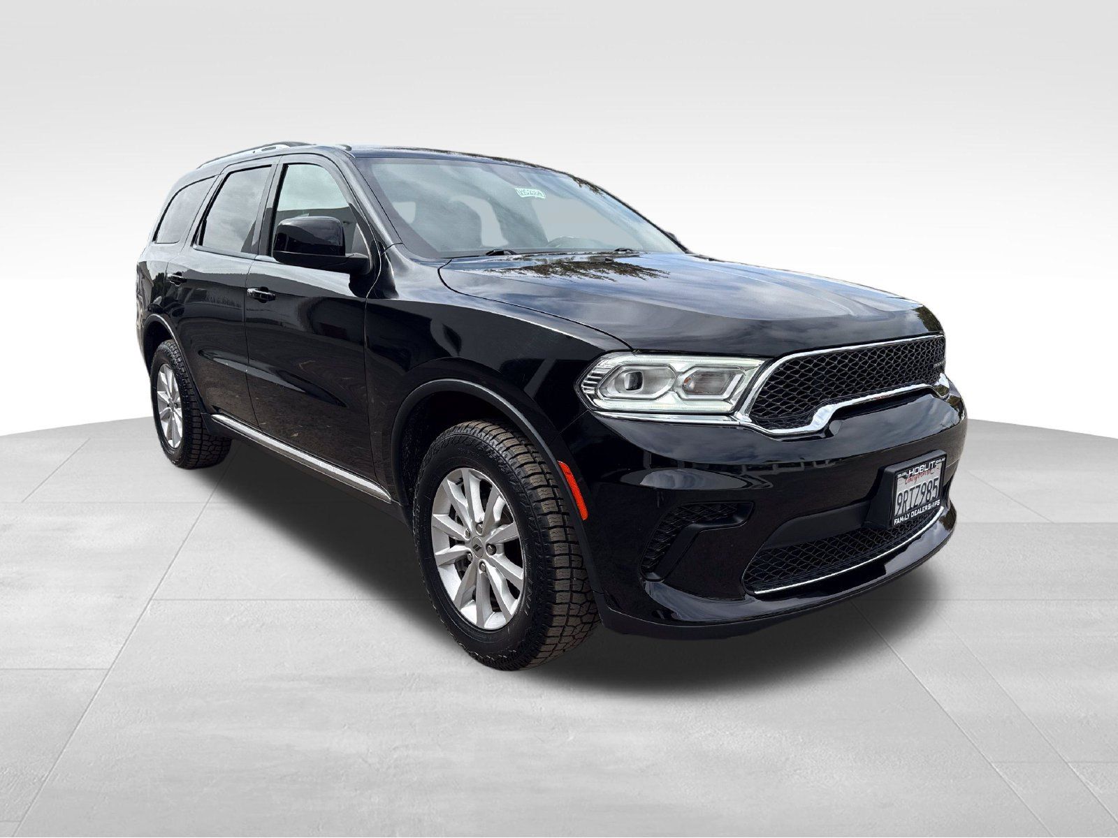 Used 2023 Dodge Durango SXT AWD/4WD image 7