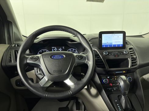 Used 2020 Ford Transit Connect XLT image 22