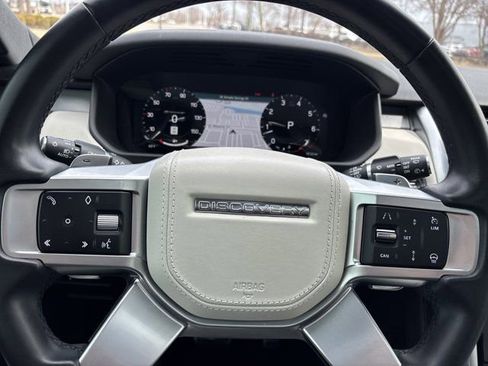 Used 2023 Land Rover Discovery HSE R-Dynamic image 31