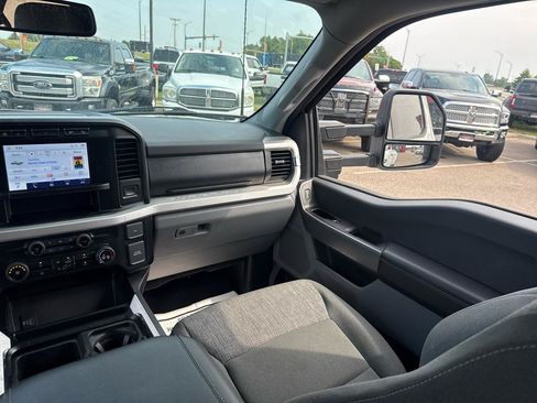 Used 2023 Ford F450 XLT w/ 360-Degree Camera Package AWD/4WD image 27