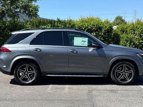 New 2026 Mercedes-Benz GLE 450 4MATIC image 2