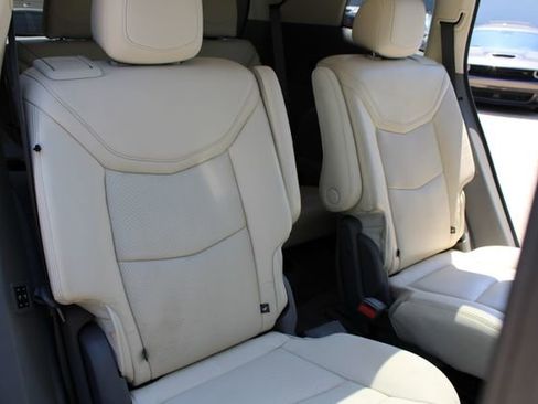 Used 2020 Cadillac XT6 Premium Luxury FWD image 51