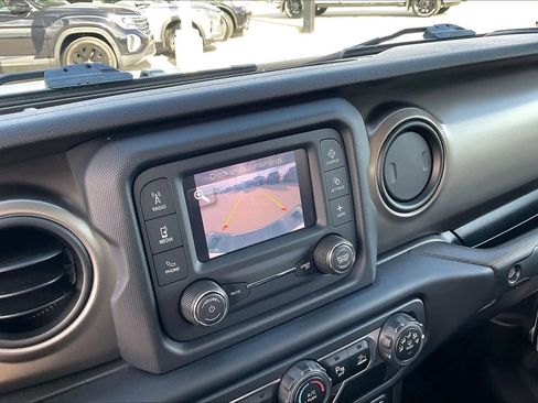 Used 2020 Jeep Gladiator Sport w/ Quick Order Package 24S image 26