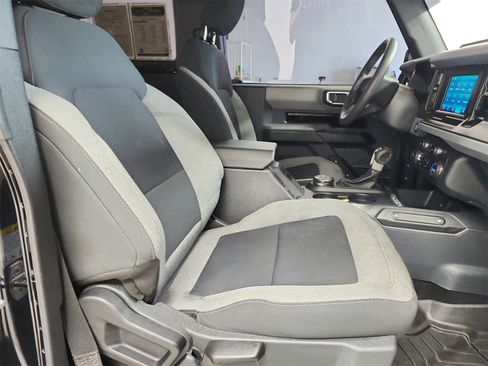 Used 2023 Ford Bronco 2-Door image 34