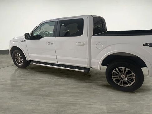 Used 2018 Ford F150 Lariat w/ Trailer Tow Package image 4