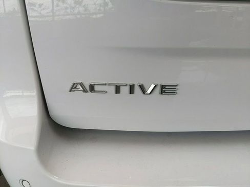 Used 2025 Ford Expedition Active AWD/4WD image 8