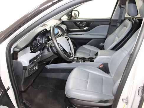 Used 2022 Lincoln Corsair FWD image 23