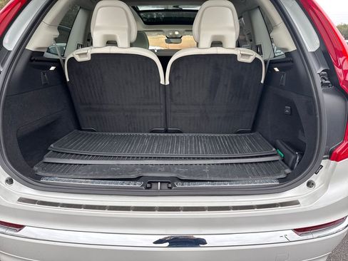 Used 2024 Volvo XC90 B6 Plus w/ Protection Package Premier image 28