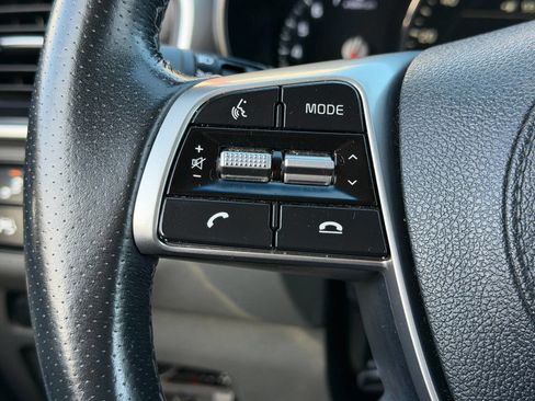 Used 2019 Kia Sorento SX image 36