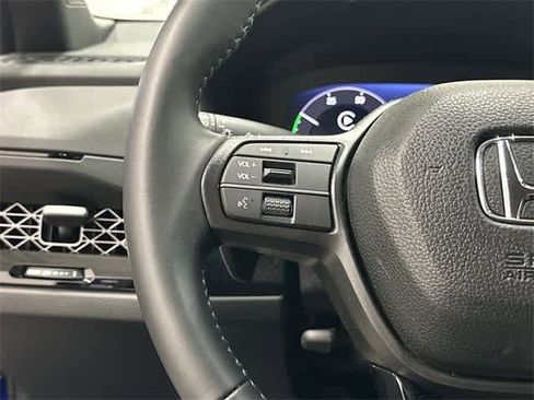 Used 2025 Honda Accord Sport image 17