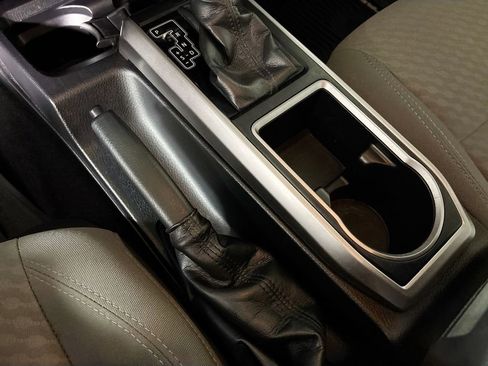 Used 2020 Toyota Tacoma SR5 image 15