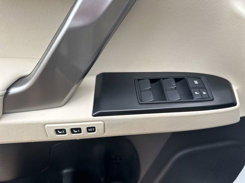 Used 2022 Lexus GX 460 Premium image 14