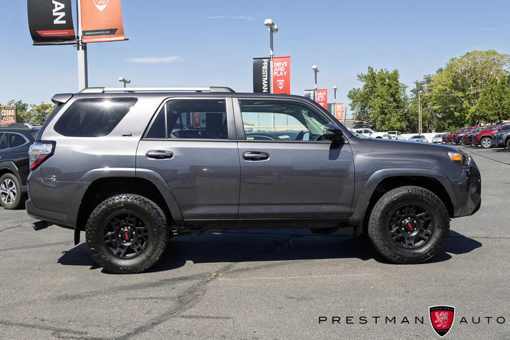 Used 2023 Toyota 4Runner SR5 Premium w/ Moonroof Package AWD/4WD image 21