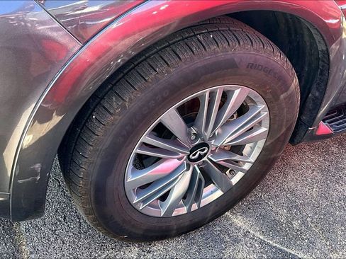 Used 2024 INFINITI QX80 Luxe AWD/4WD image 11