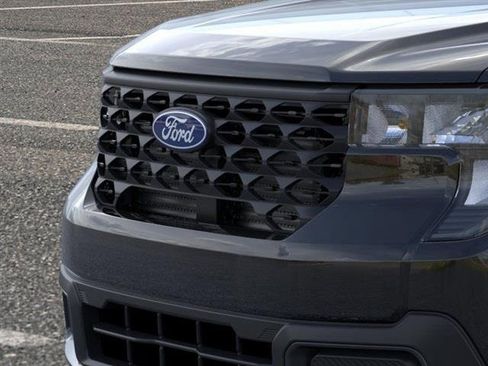 New 2025 Ford Maverick XLT image 18