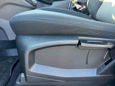 Used 2020 Ford Transit Connect XL image 21