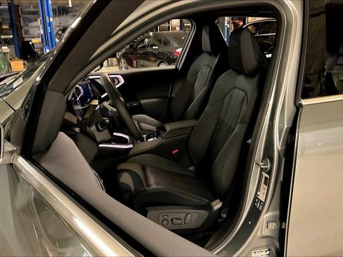 Used 2026 BMW X3 xDrive30 w/ Premium Package image 9