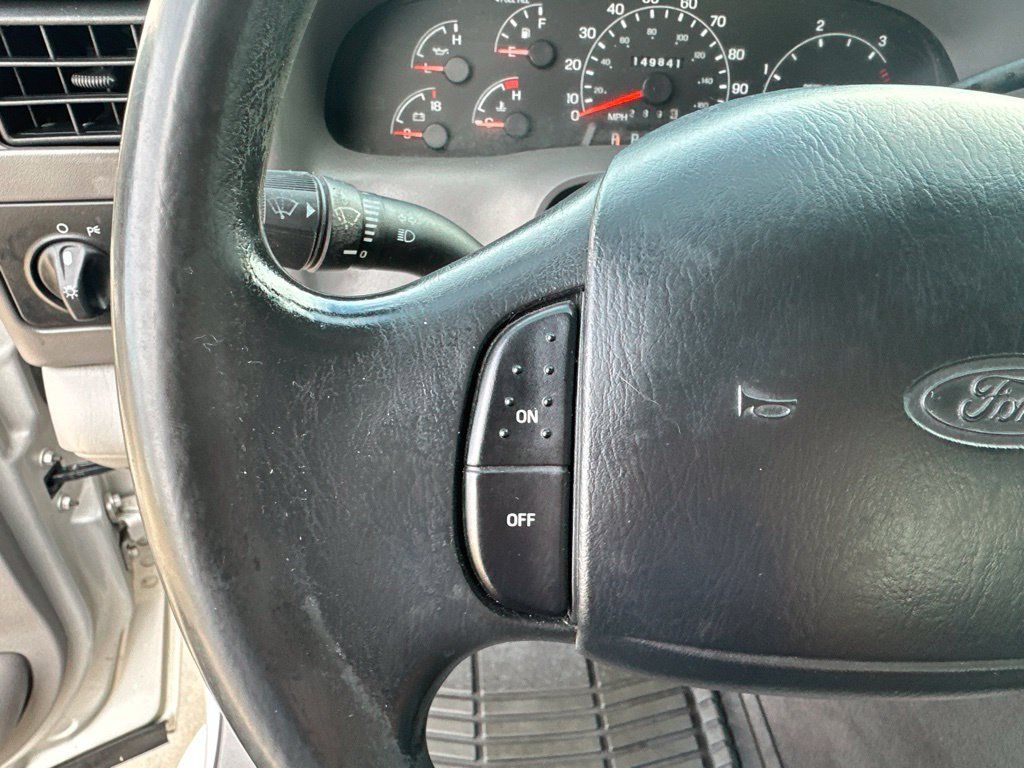 Used 2001 Ford F250 XLT AWD/4WD image 9