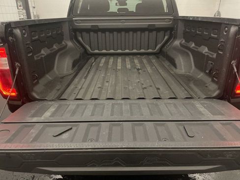 Used 2023 GMC Canyon Elevation image 19