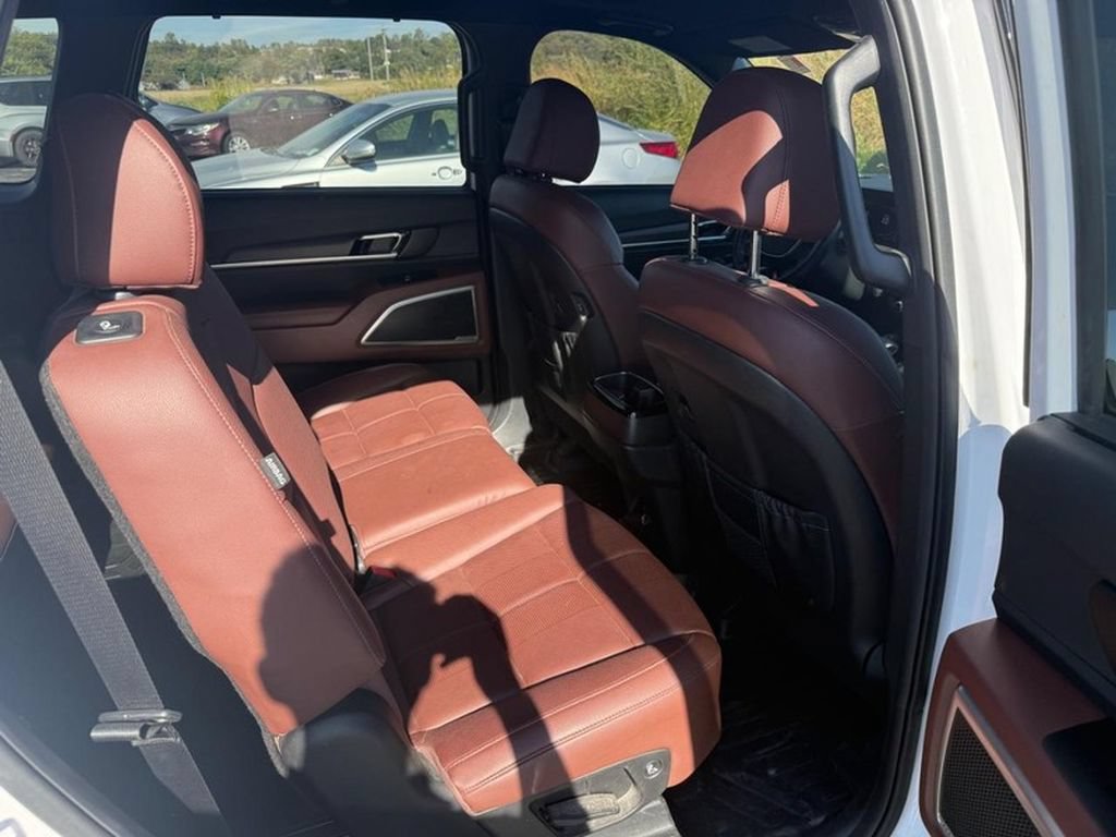 Used 2023 Kia Telluride EX FWD image 20