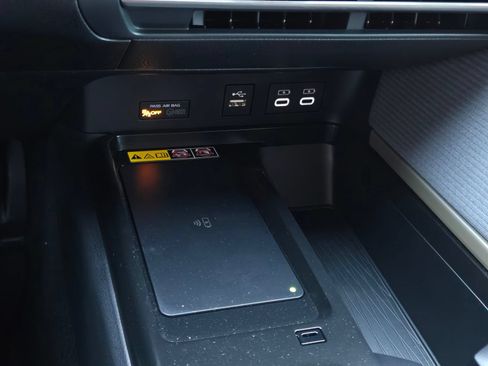 Certified 2026 Toyota Camry SE FWD image 17