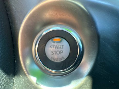 Used 2023 Nissan Maxima SL FWD image 15