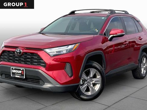 Used 2023 Toyota RAV4 XLE AWD/4WD image 1