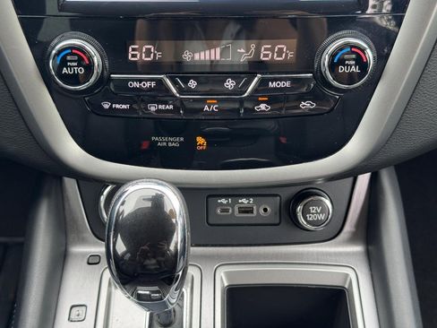 Used 2024 Nissan Murano SL AWD/4WD image 15