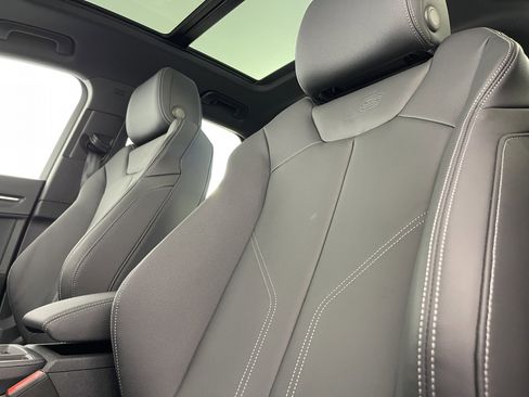 New 2025 Audi Q3 2.0T Premium image 24