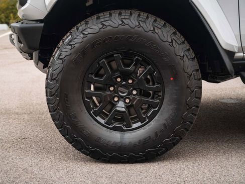 New 2026 Ford Bronco Raptor AWD/4WD image 9