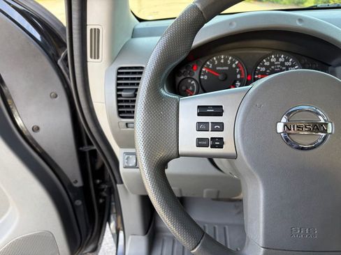 Used 2019 Nissan Frontier SV RWD image 15