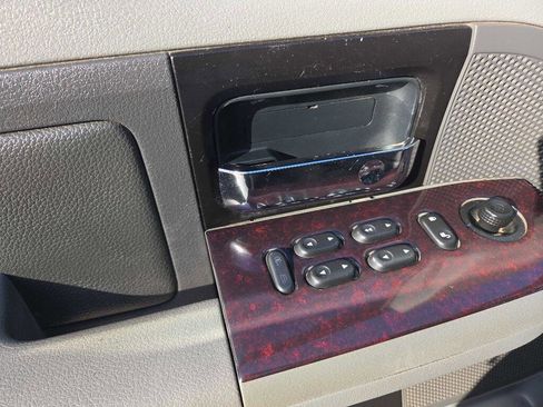 Used 2004 Ford F150 XLT image 23