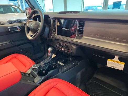 New 2025 Ford Bronco Big Bend AWD/4WD image 9