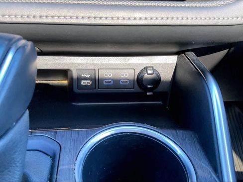 Used 2022 Toyota Highlander Platinum image 34