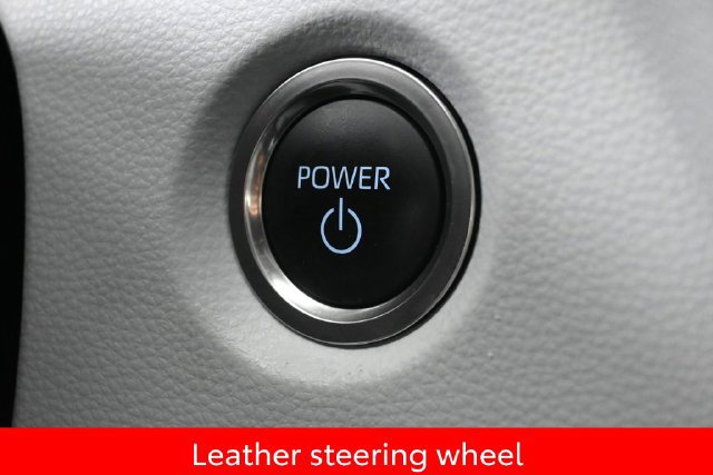 Certified 2025 Toyota Corolla SE w/ Convenience Package FWD image 16
